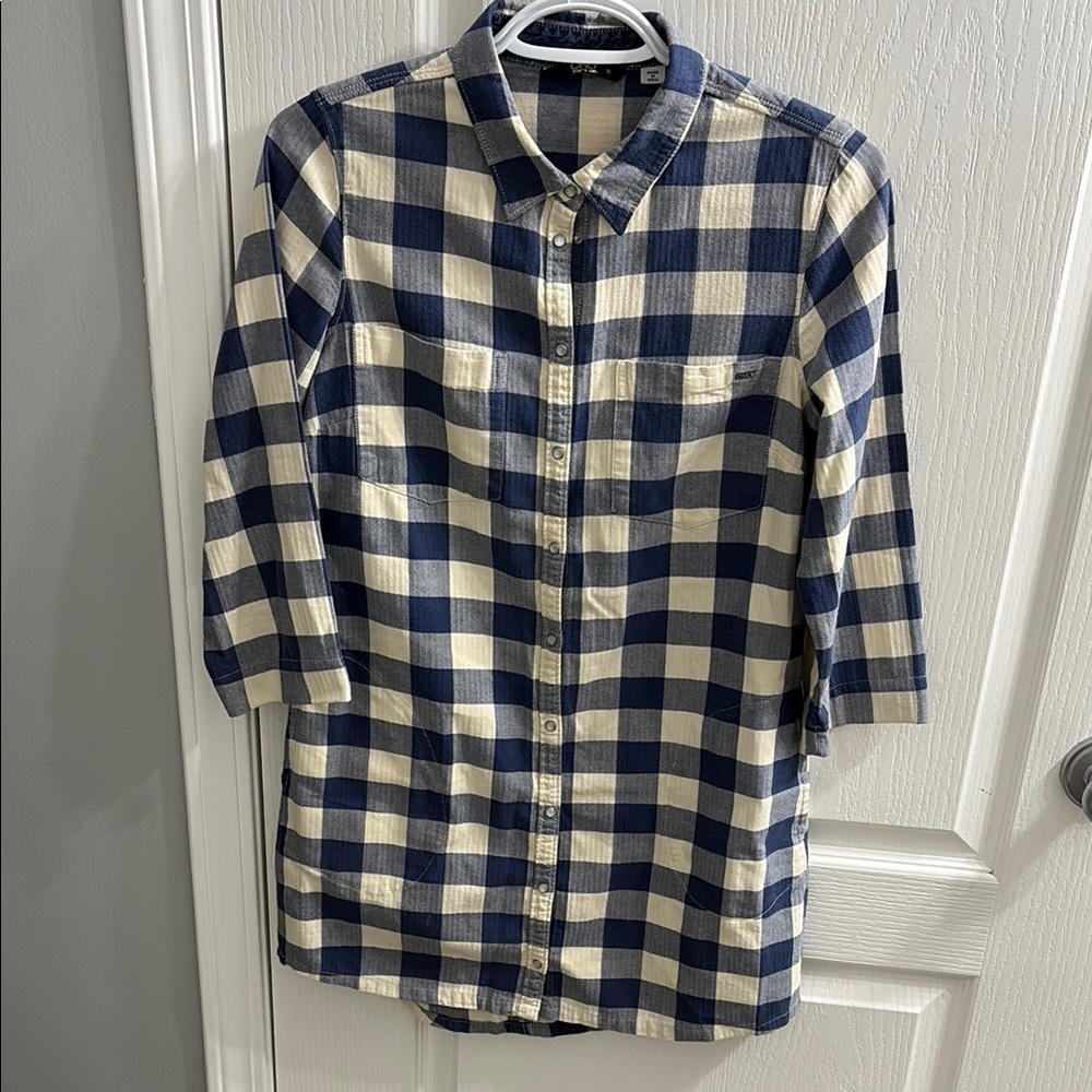 Only Blue and Cream Button Down Shirt with Dress Shirt Collar